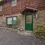 Pet-Friendly Raystown Lakefront Cabin With Bbq Grill